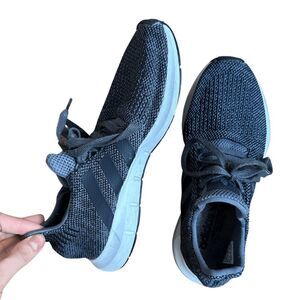 Adidas Swift Run Core Black Heather Gray Knit Sneaker Shoes in M7.5/W9